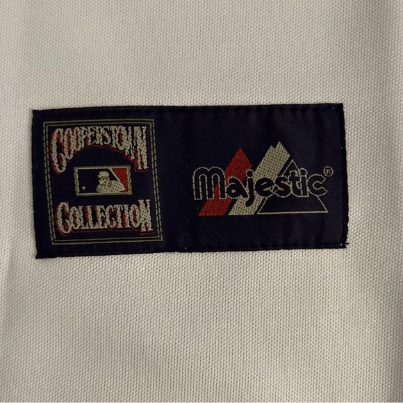 Majestic Authentic Cooperstown Collection 70’s Atlanta Braves Jersey Men’s L - Picture 2 of 4